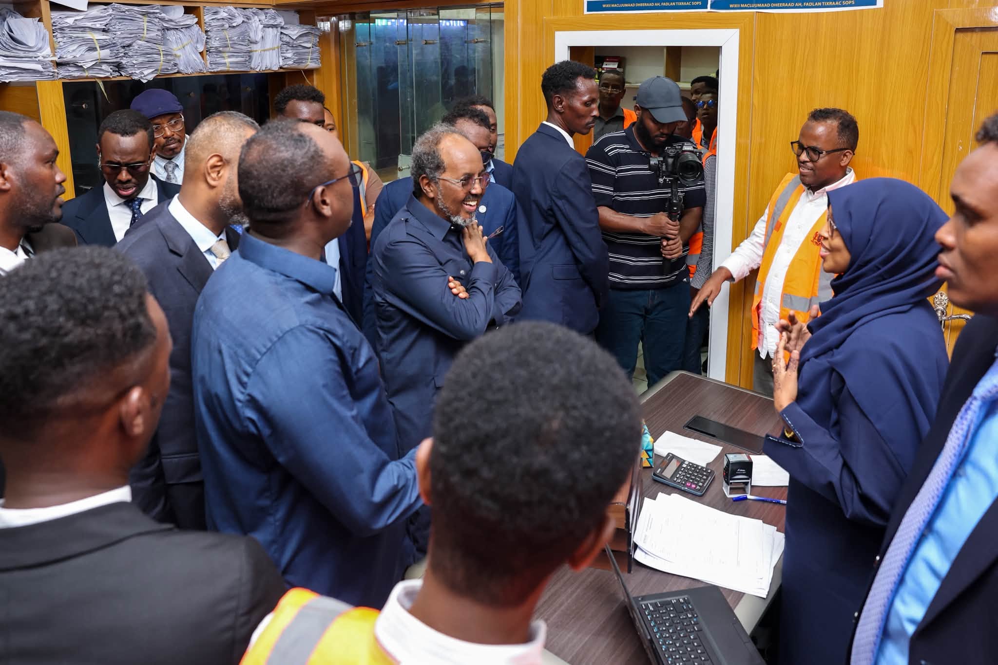 Somali President Inspects Mogadishu Port, Reviews Expansion Plans