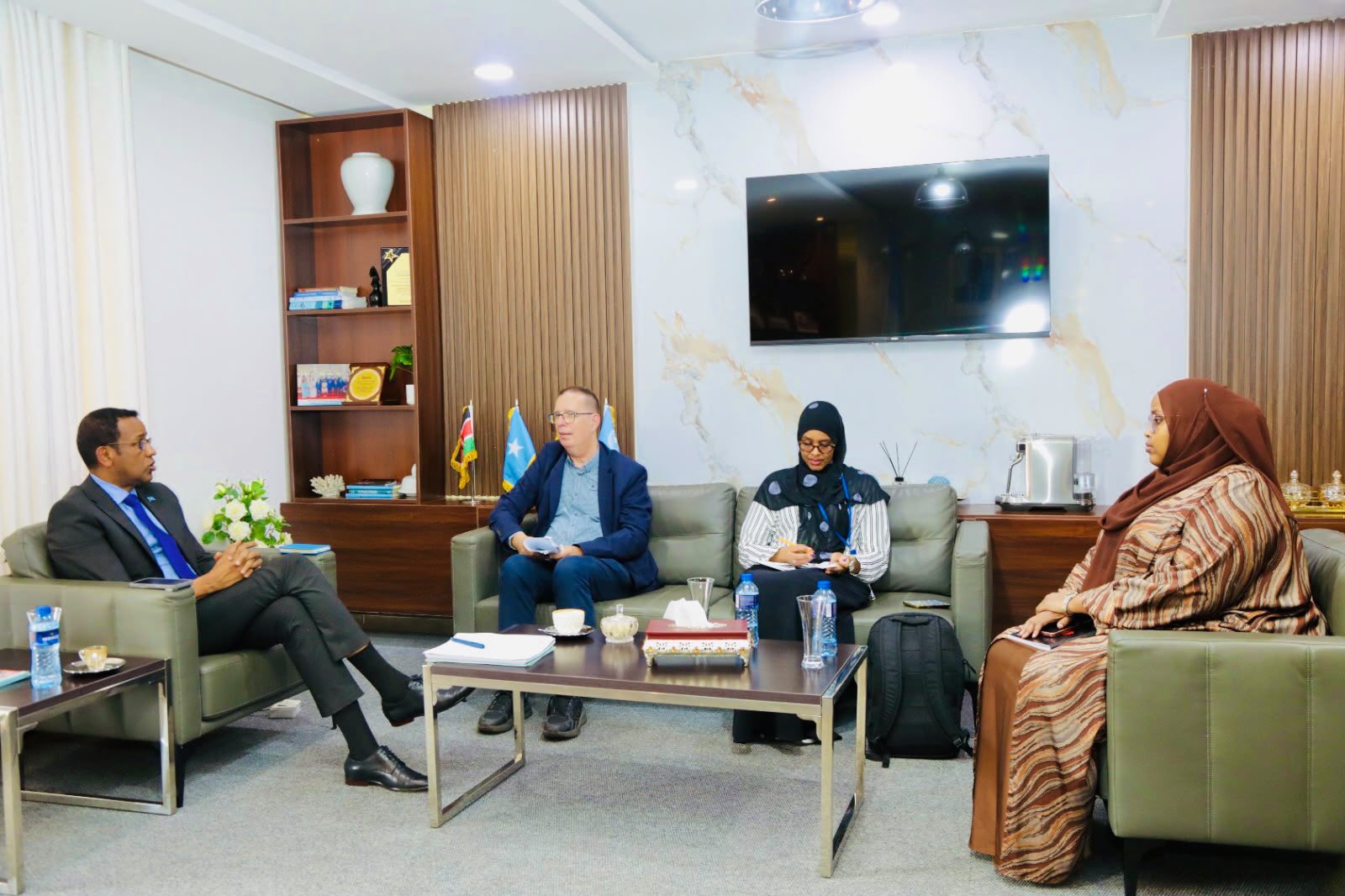 Somalia, UN-Habitat Discuss Housing and Urban Development