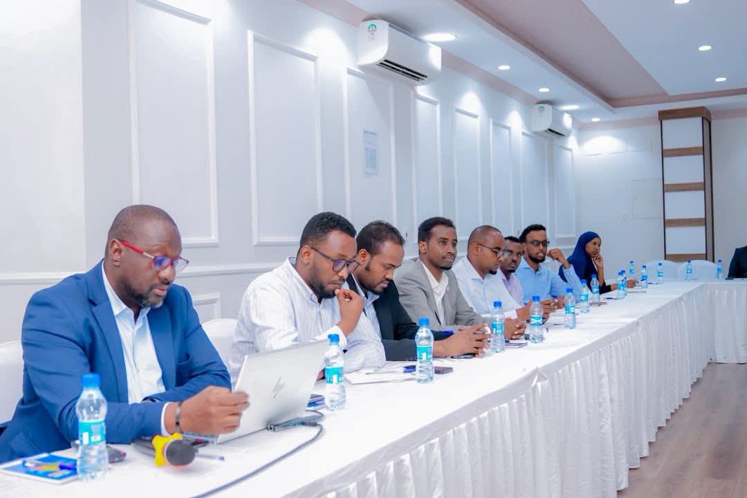Aqoon isweydaarsi ku saabsan kordhibta mashaariicda isbadalka cimilada oo Muqdosho lagu qabtay